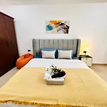 Cityhouse-Roses,Private Pool Villa With Jacuzzi,Near Walking Street