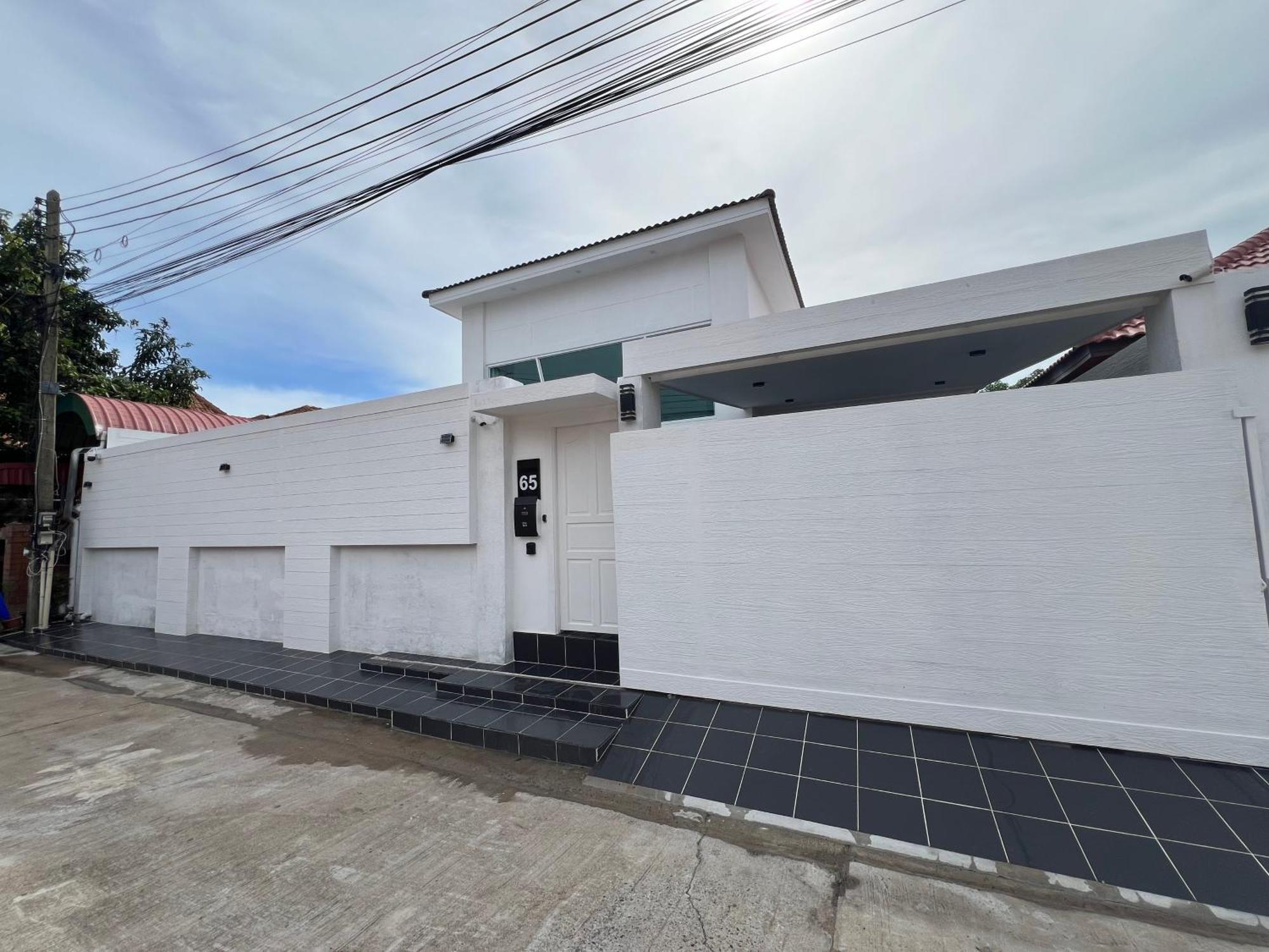 Cityhouse-roses,private Pool With Jacuzzi,near Walking Street