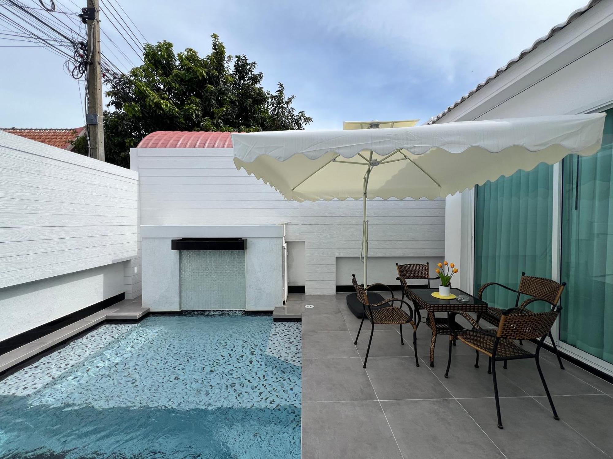Cityhouse-roses,private Pool With Jacuzzi,near Walking Street Villa *